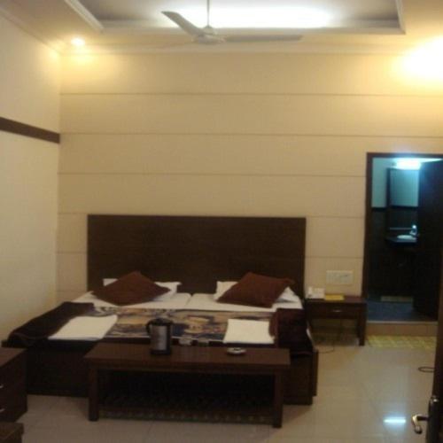 Vivek Hotel Neu-Delhi Zimmer foto